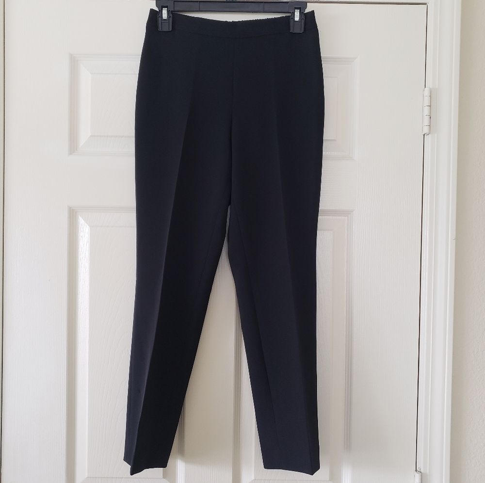 Bar III dress pants for women size xxs black color